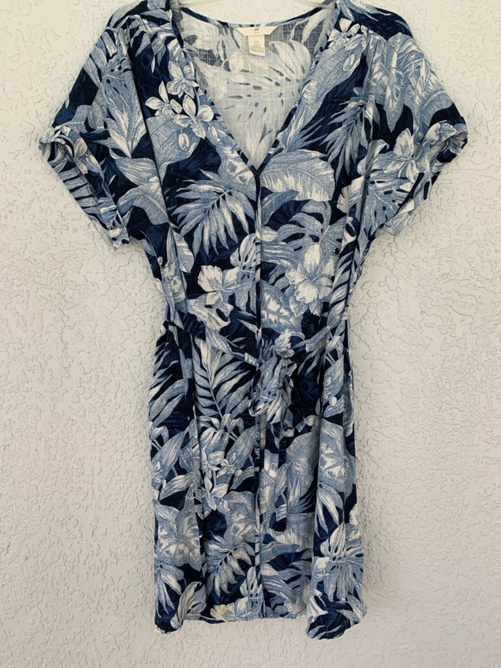 H&M Navy & White Tropical Print belted Dress size M